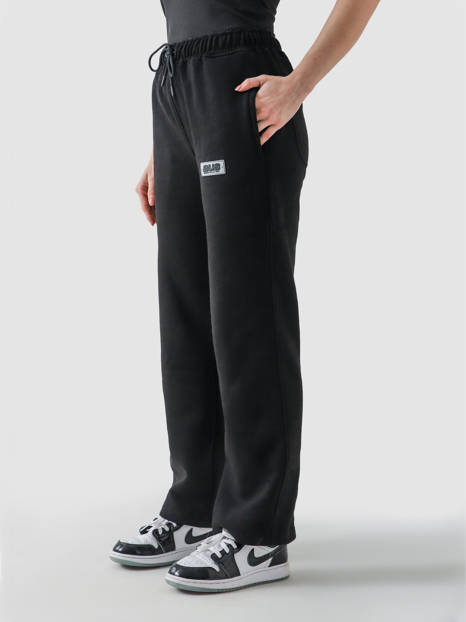 Straight Fit Trouser (Black, WE)